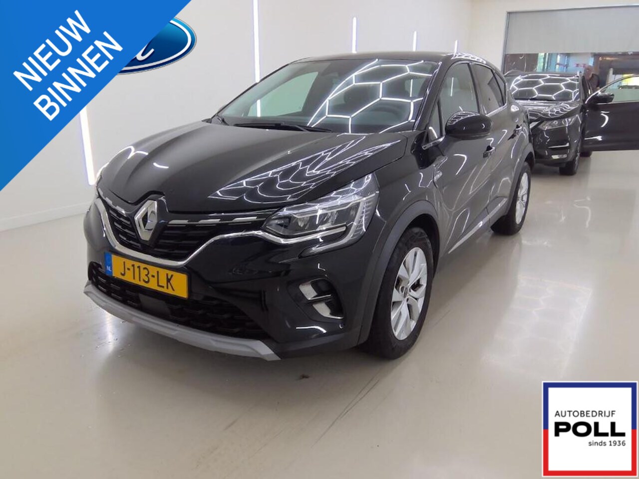 Renault Captur - 1.3 TCe 130 Intens Automaat Navi Camera Climat Parkeersensoren v+a Cruise Keyless 19.500km - AutoWereld.nl