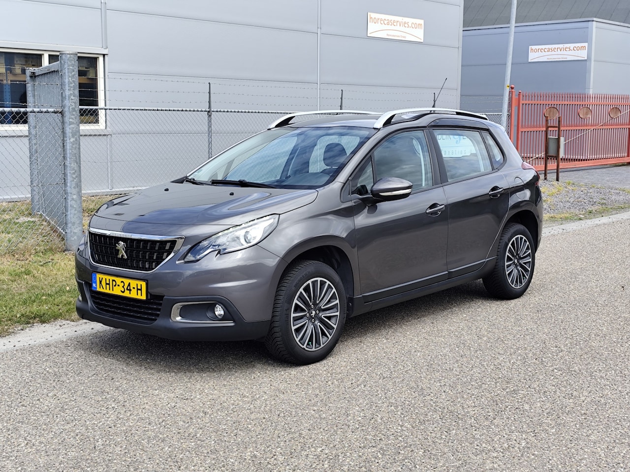 Peugeot 2008 - 1.2 PureTech Active 2017 - AutoWereld.nl