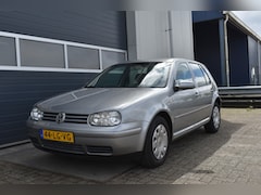 Volkswagen Golf - 1.4-16V Oxford