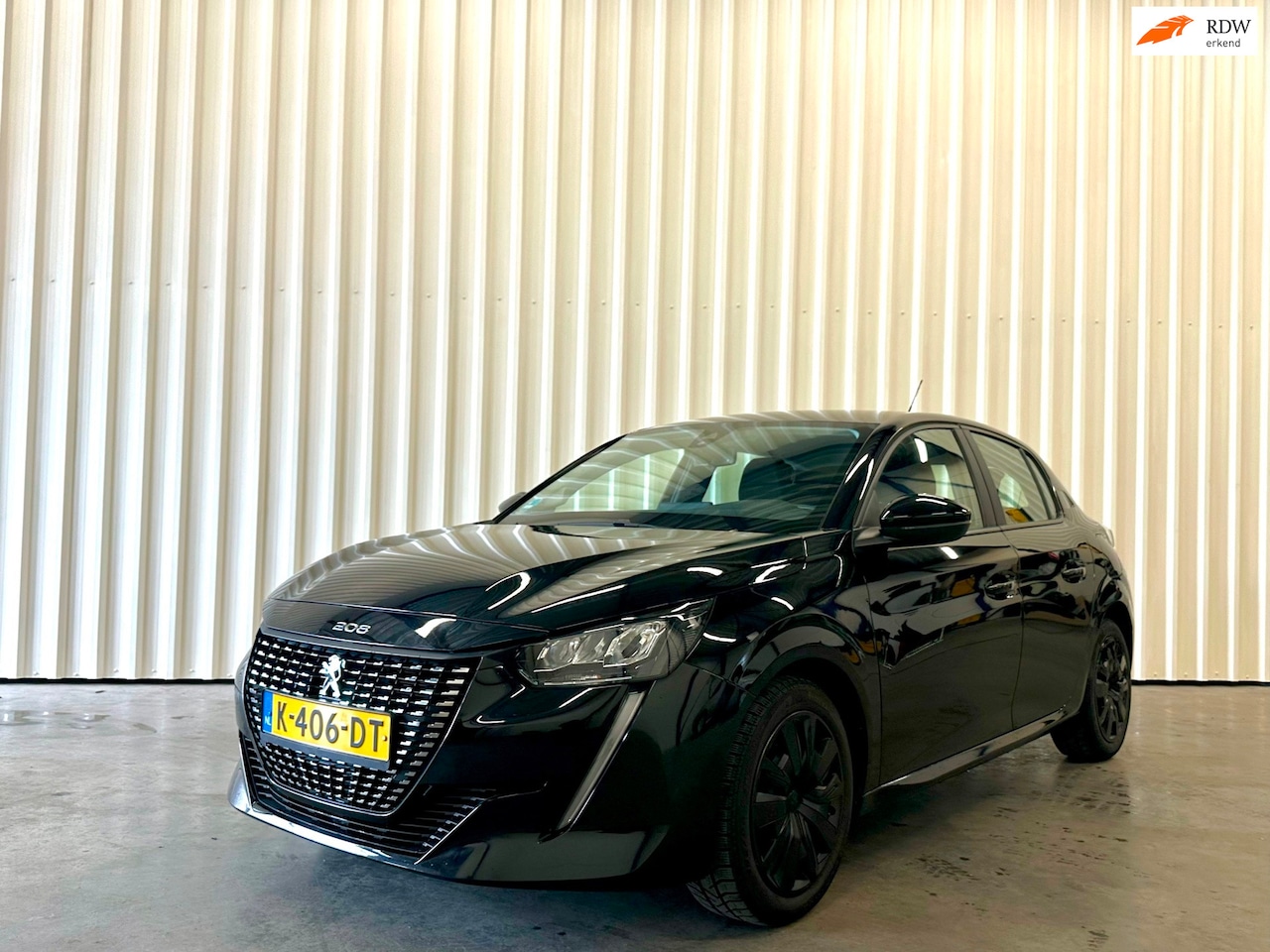 Peugeot 208 - 1.2 PureTech Navi.carplay - AutoWereld.nl