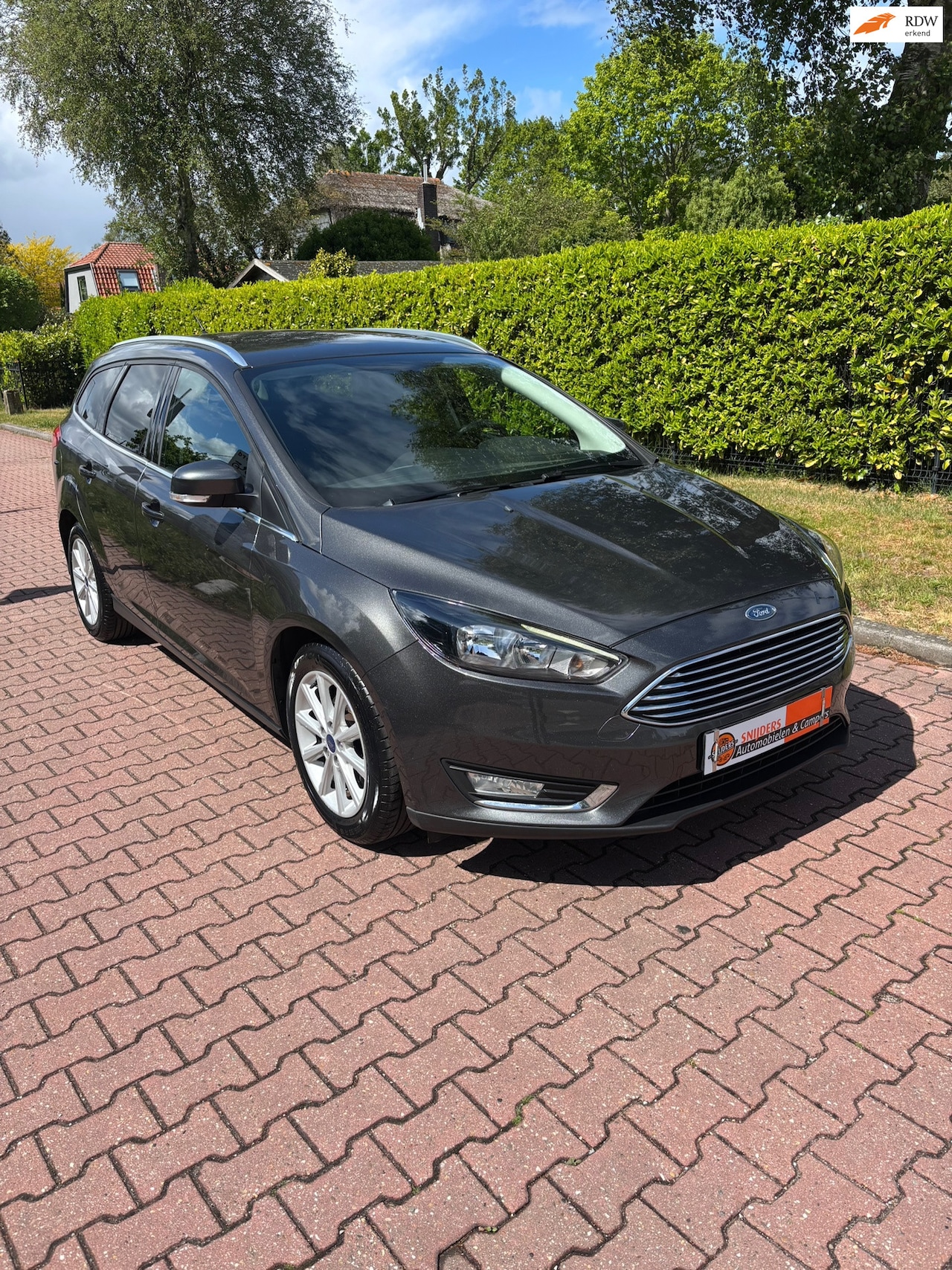 Ford Focus Wagon - 1.0 Titanium NWE DISTRIEM! - AutoWereld.nl