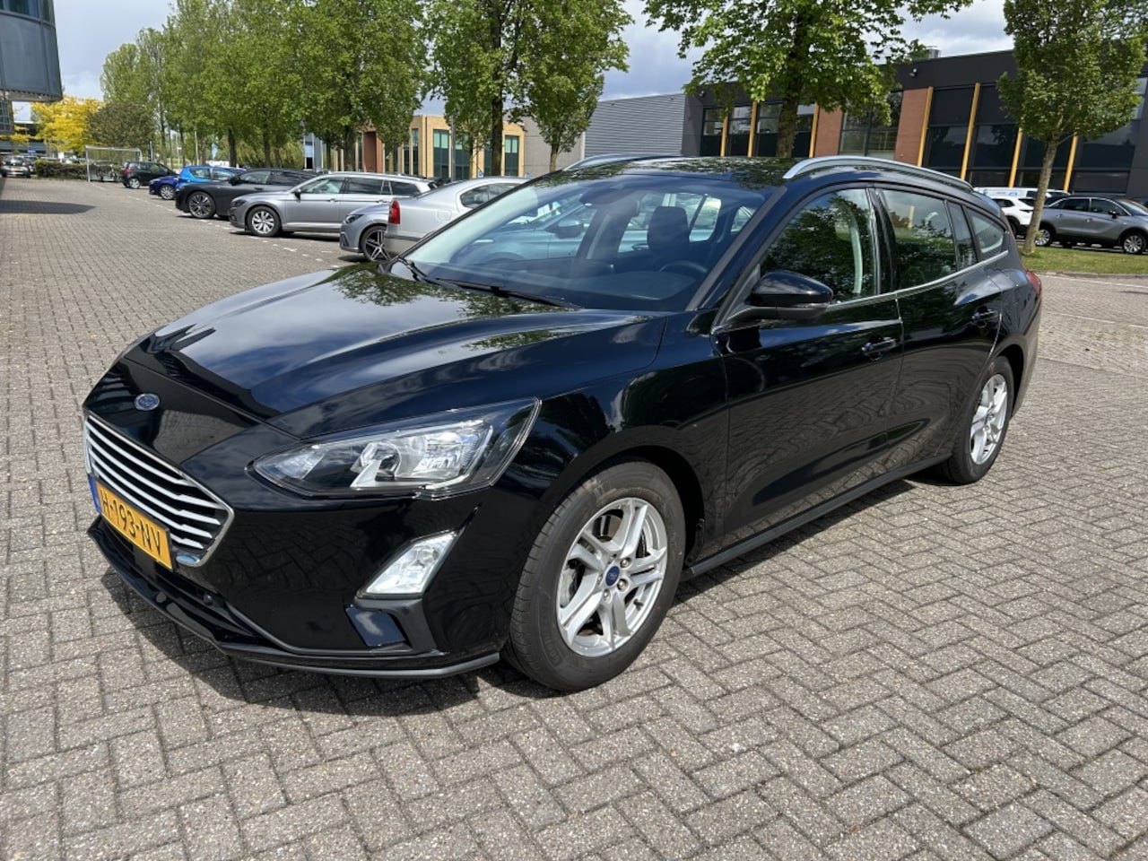 Ford Focus Wagon - 1.0 EcoB Ed. bns CARPLAY NAVI PDC CRUISE NAP! - AutoWereld.nl