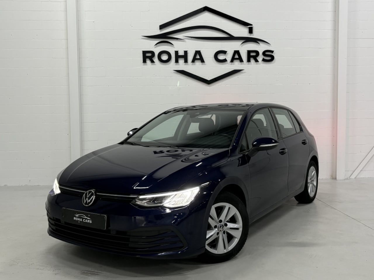 Volkswagen Golf - 1.0 TSI Life *Pano*Digi.Dash*Camera*Keyless* - AutoWereld.nl