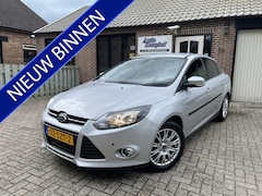 Ford Focus - 1.6 TI-VCT Titanium Automaat Navigatie