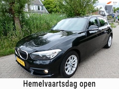 BMW 1-serie - 116i Executive 5-deurs Clima Leder Navi LED PDC Multimedia