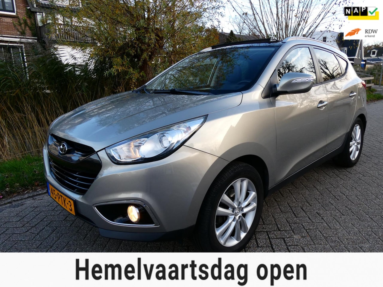 Hyundai ix35 - 2.0i i-Catcher 163pk 2e eig. Clima Navi Leder Trekhaak 1900kg. - AutoWereld.nl