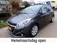 Peugeot 208 - 1.2i 5-deurs 112.000km. Airco Carplay Cruise Navi 2e eig