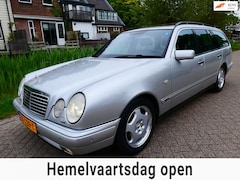 Mercedes-Benz E-klasse Combi - 240 6-Cilinder 170pk Youngtimer Aut. Clima Leder