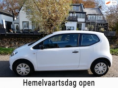 Volkswagen Up! - 1.0 take up 2e eigenaar Airco Navi Zuinig A-Label