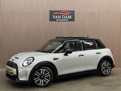 MINI Cooper S - 2.0 Essential 2022 PANO LED CAMERA CRUISE CAR-PLAY
