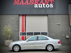 Mercedes-Benz E-klasse - 240 / Aut / Avantgarde / Pano solar sunroof / Leder / NL auto / RECENTLY SERVICED