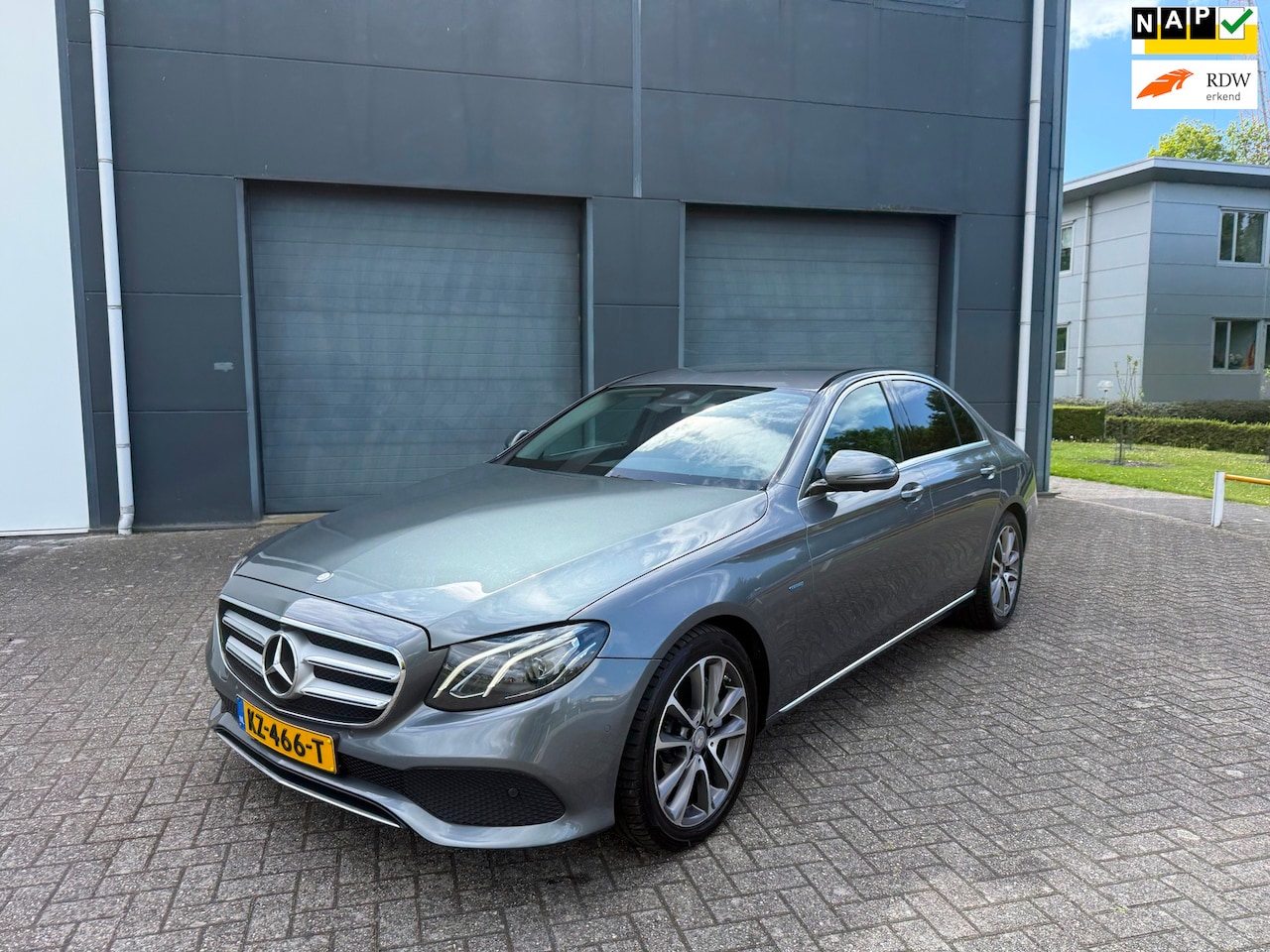 Mercedes-Benz E-klasse - 350 e Lease Edition 360 camera 2016 - AutoWereld.nl