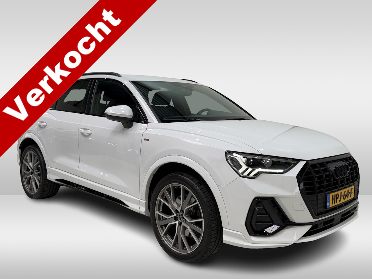 Audi Q3 - 45 TFSI e Hybrid 245pk S edition | Zwart optiek - AutoWereld.nl