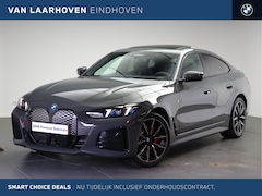 BMW i4 - eDrive35 Gran Coupé M Sport / Schuif-kanteldak / Adaptieve LED / Comfort Access / Parking
