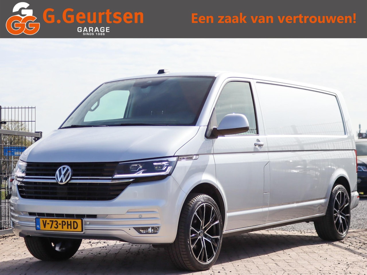 Volkswagen Transporter - 2.0TDI L2H1 150PK Comfortline Camera, LED, ACC, Stoelverwarming, - AutoWereld.nl