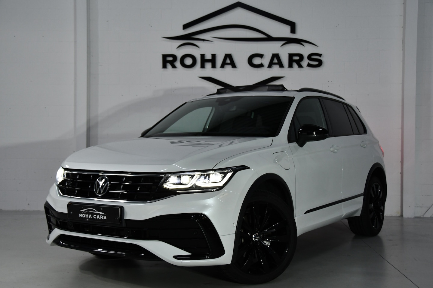Volkswagen Tiguan - 1.4 TSI eHybrid R-Line Business 1.4 TSI eHybrid R-Line Business+ - AutoWereld.nl