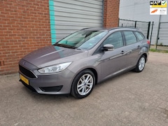 Ford Focus Wagon - 1.0 Trend Edition Clima Bj:2015 NAP