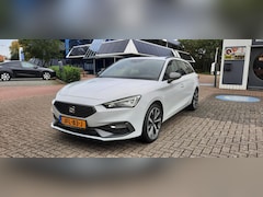 SEAT Leon Sportstourer - 1.5 eTSI FR Business Intense Panoramadak Nu €1000 KORTING van €22950 voor €21950