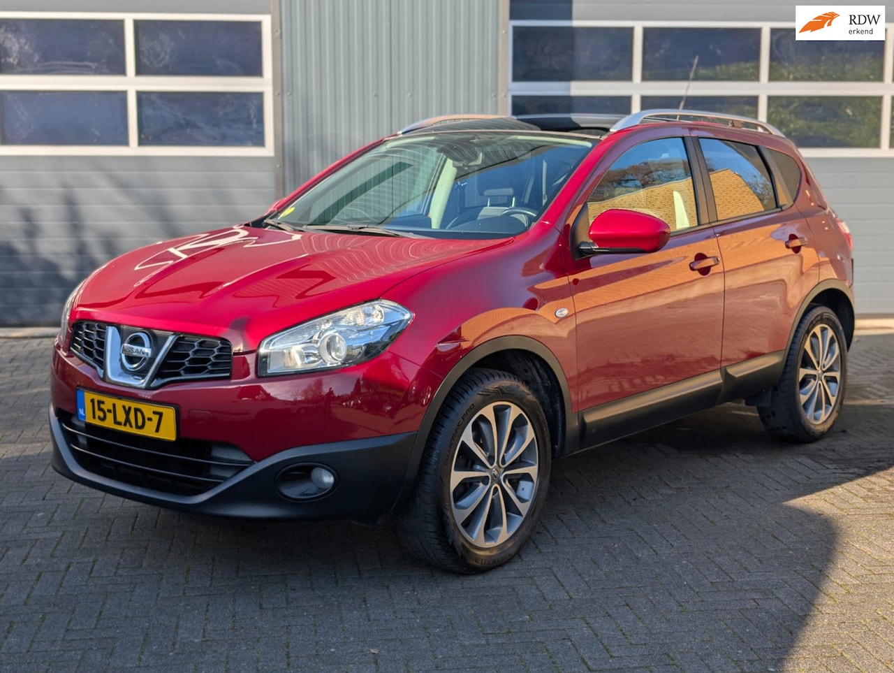 Nissan Qashqai - 1.6 Connect Edition 1.6 Connect Edition - AutoWereld.nl