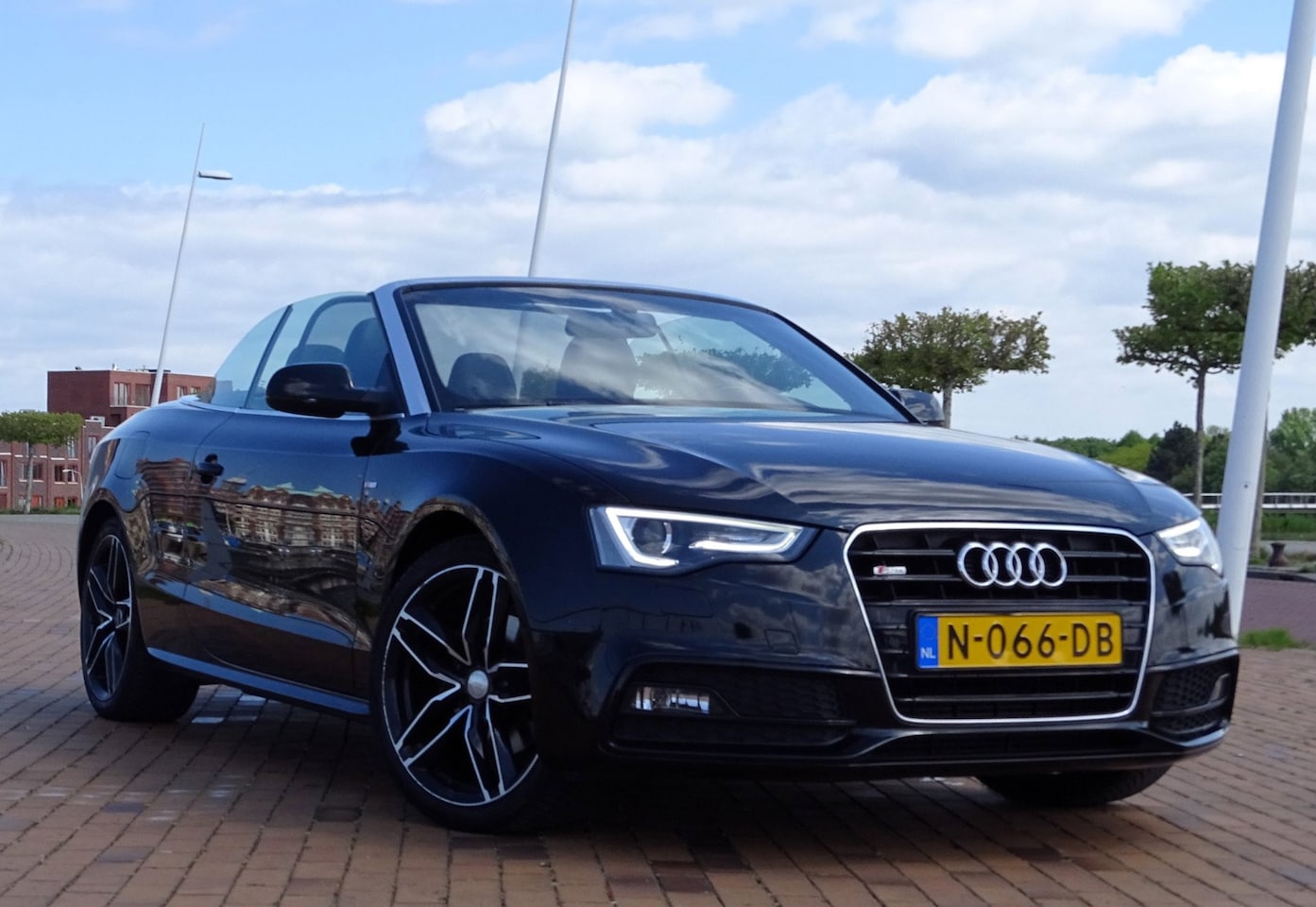 Audi A5 Cabriolet - 1.8 TFSI S-Line 170pk Leer 18 inch - AutoWereld.nl
