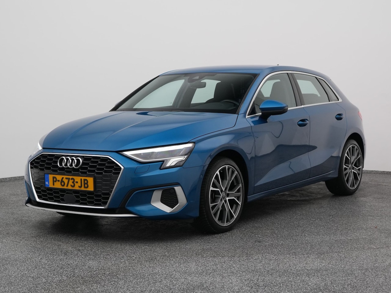 Audi A3 Sportback - 35 TFSI Advanced Edition | KEYLESS - AutoWereld.nl