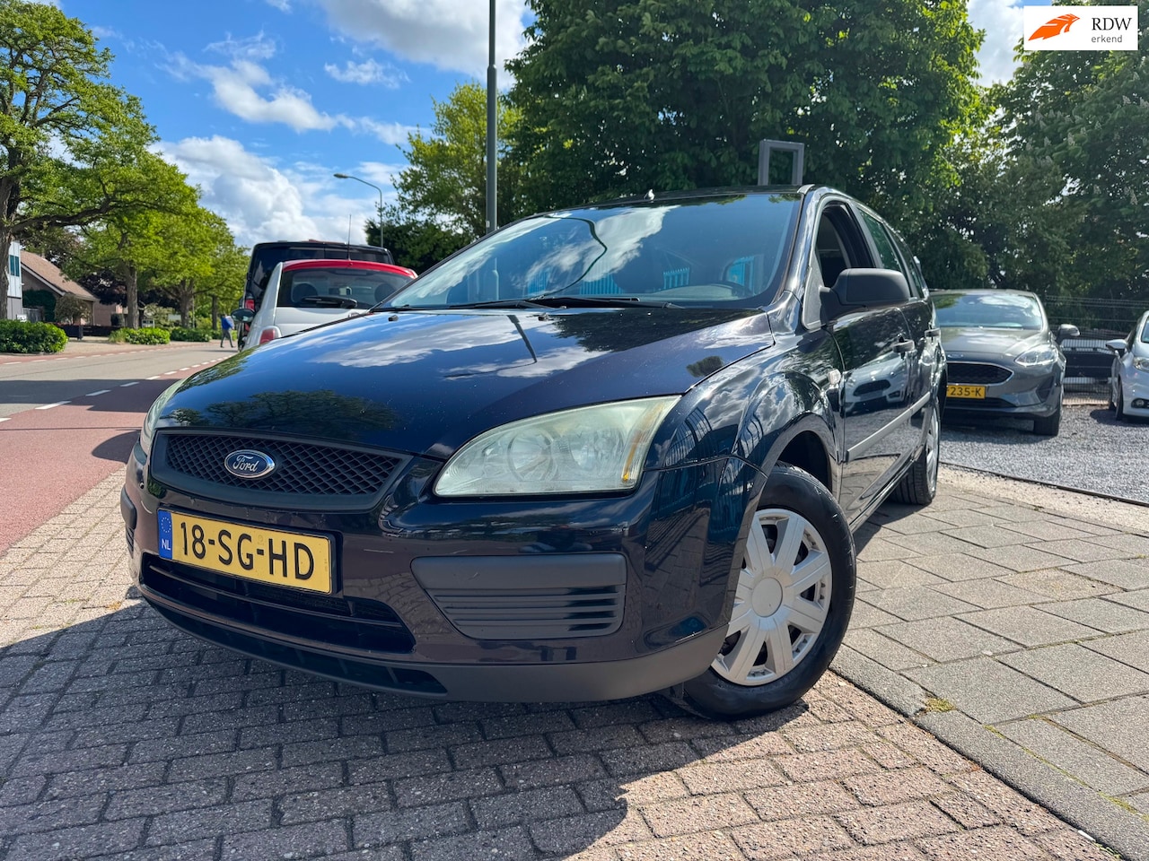 Ford Focus Wagon - 1.6-16V Champion A-C Elek Pakket Trekhaak Apk - AutoWereld.nl