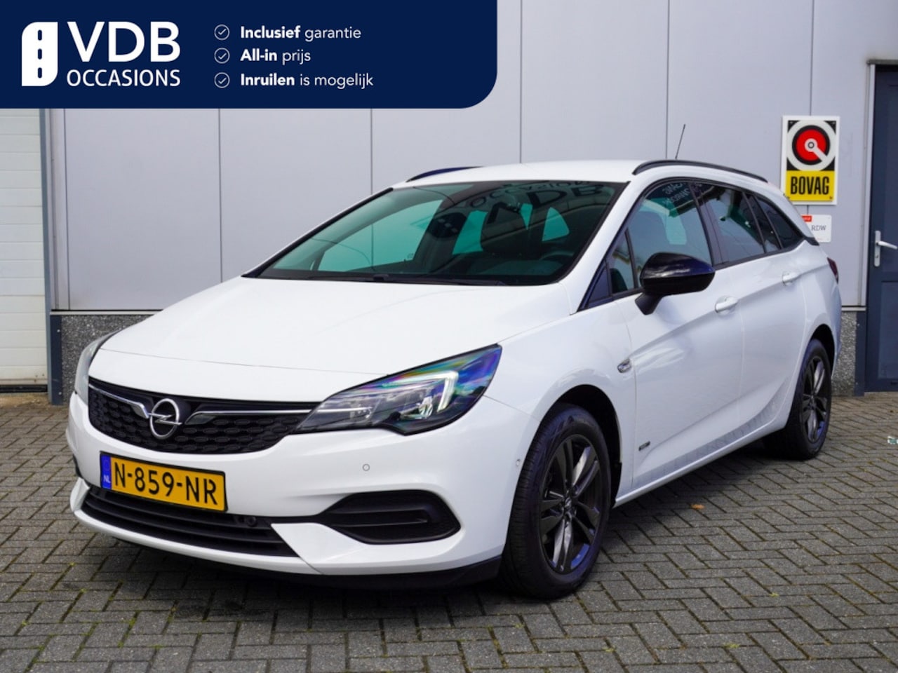 Opel Astra Sports Tourer - 1.2 Design & Tech Camera | CarPlay | Half leder | Dodehoek det. - AutoWereld.nl