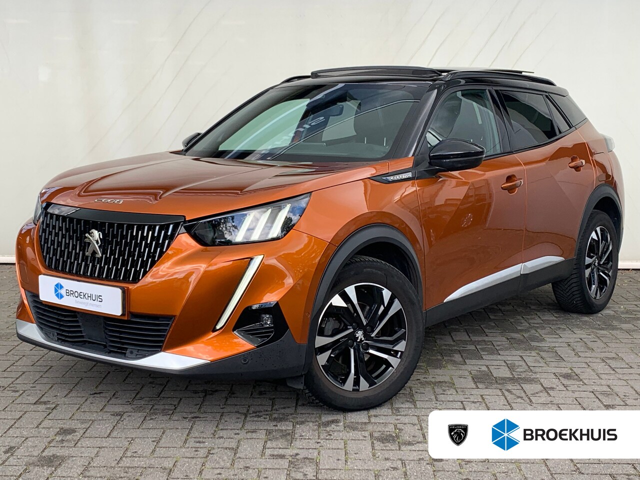 Peugeot 2008 - 1.2 PureTech GT-Line Airco | All-season Banden | Camera | Cruise Adaptief | Elektrische St - AutoWereld.nl
