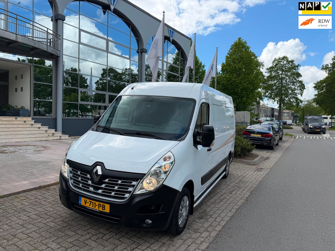 Renault Master - T35 2.3 dCi L2H2 127606 km N.A.P AIRCO - AutoWereld.nl