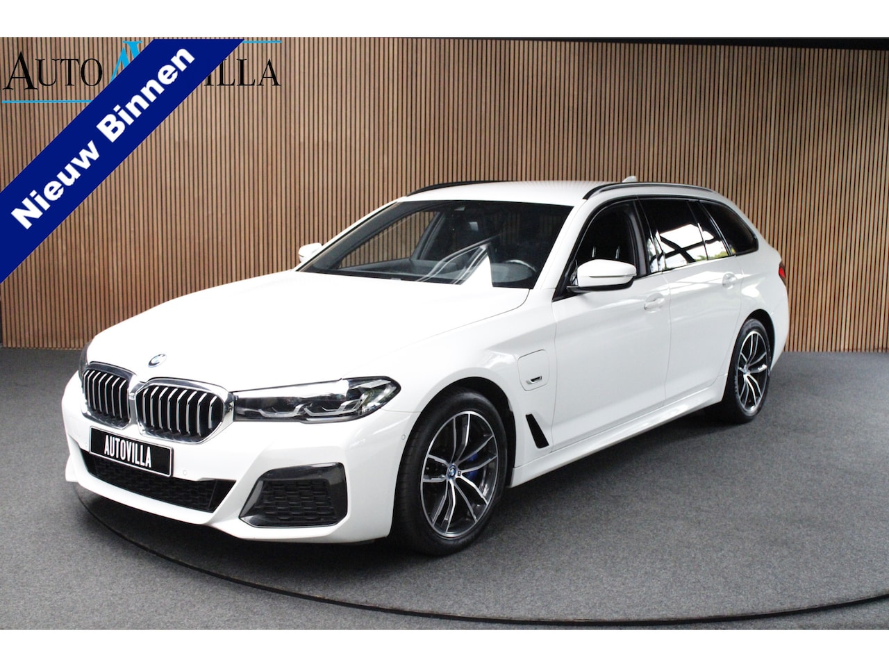 BMW 5-serie Touring - 530e Business Edition Plus 530e Business Edition Plus - AutoWereld.nl