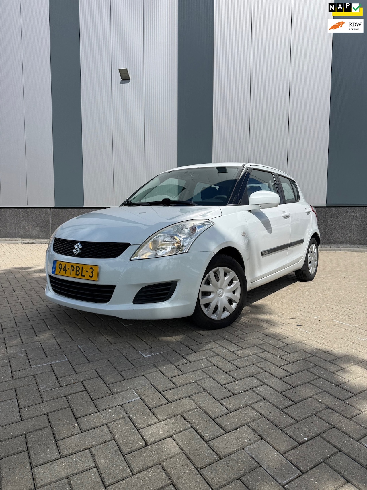 Suzuki Swift - 1.2 Bandit 5-Deurs Benzine | Nette staat - AutoWereld.nl