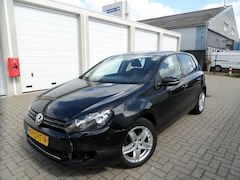 Volkswagen Golf - 1.2 TSI Comfortline BlueMotion