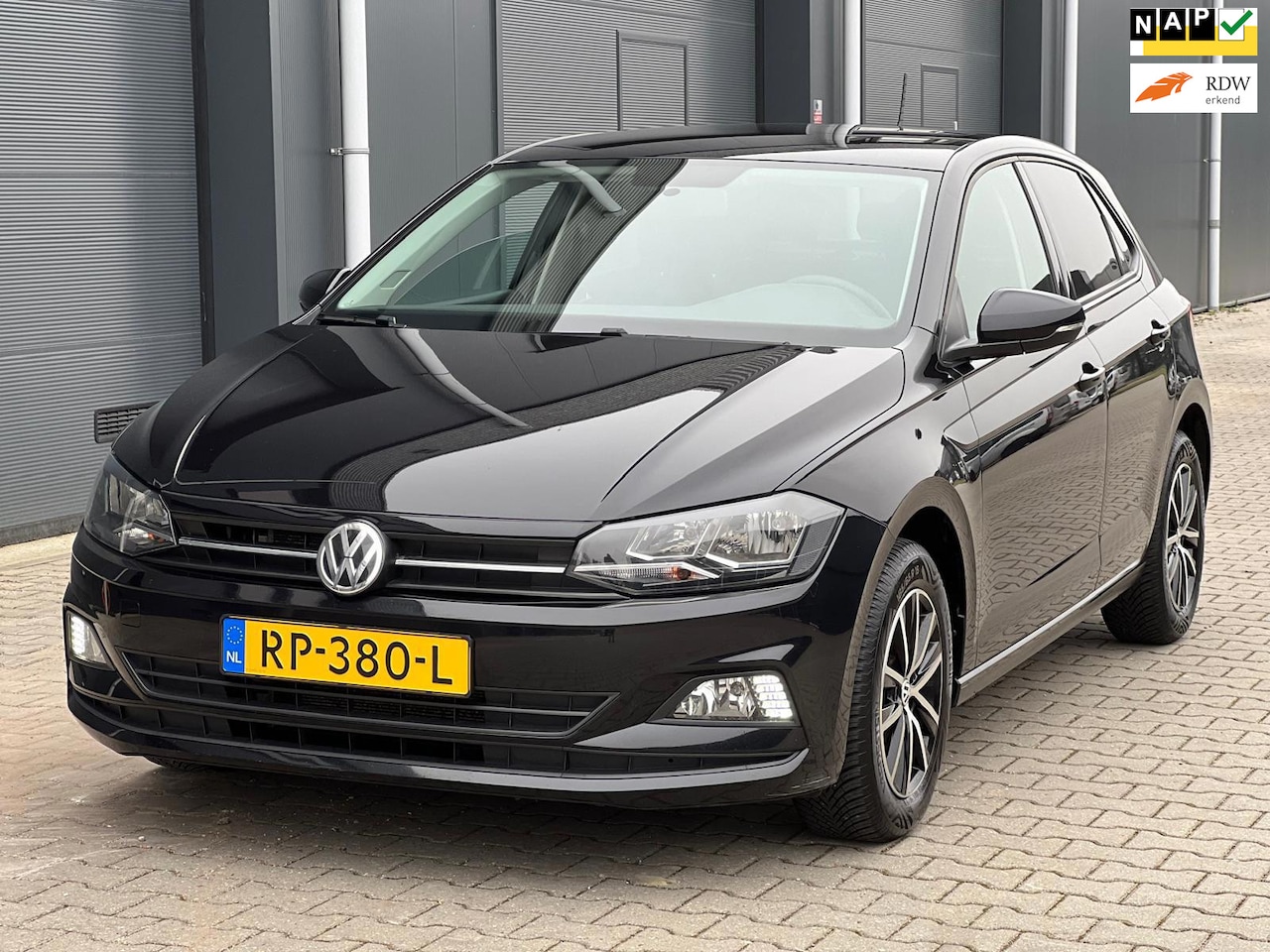 Volkswagen Polo - 1.0 TSI Comfortline|Bj018|5Deurs|Navi|Lmv - AutoWereld.nl