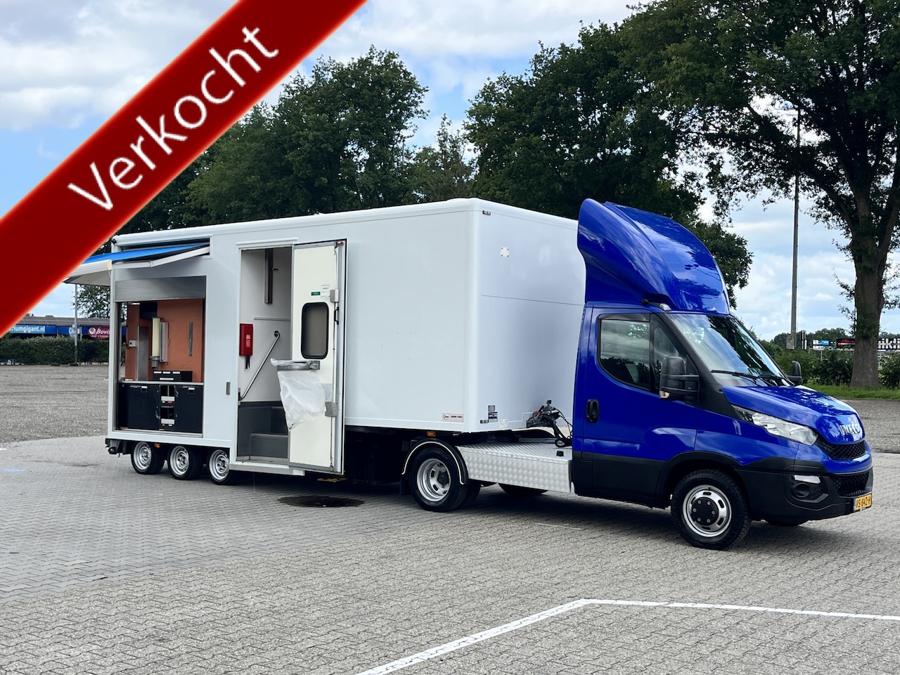Iveco Daily - 40C17 3.0 9300kg BTW VRIJ!! Himatic BE Trekker met Doornwaard BE oplegger Verkoopwagen WC- - AutoWereld.nl