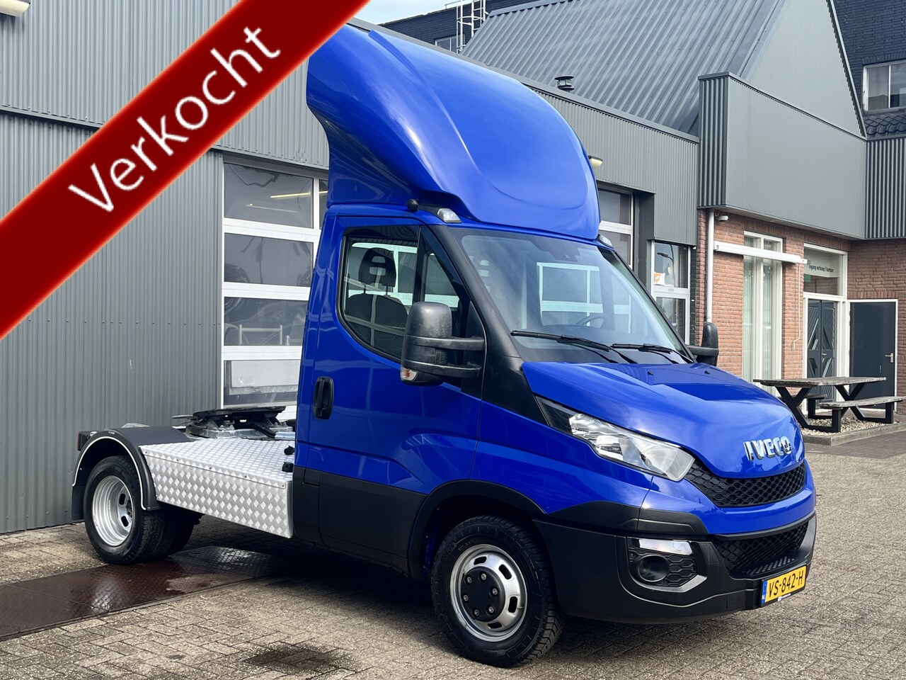Iveco Daily - 40C17 3.0 9.3T Be trekker Himatic Automaat BTW VRIJ!! Automaat Stuurwielbediening Telefoon - AutoWereld.nl