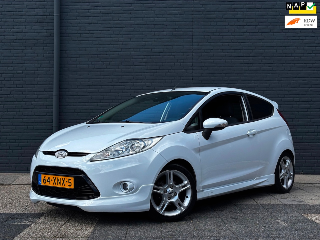 Ford Fiesta - 1.6 Sport | Bluetooth | Climate - AutoWereld.nl