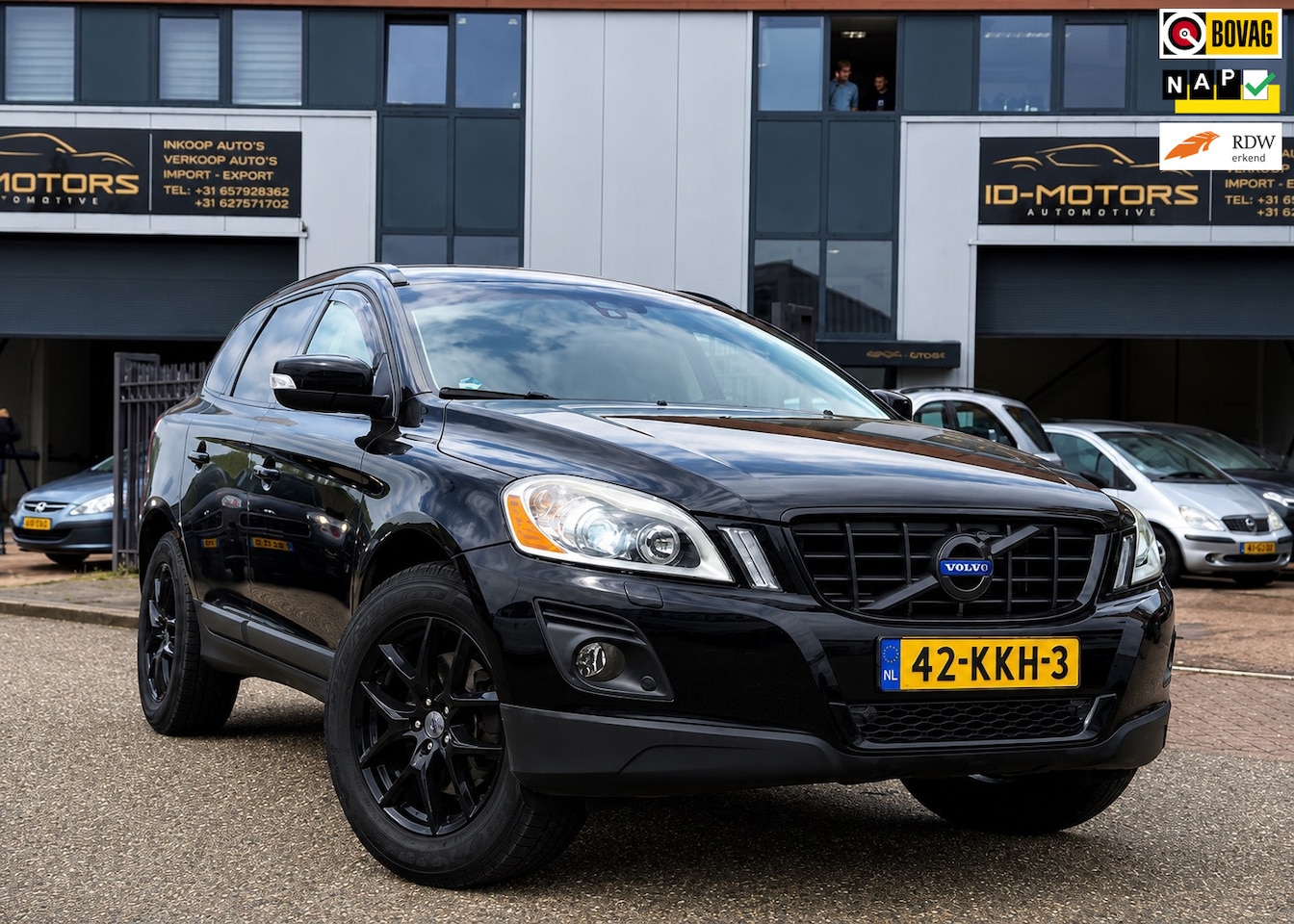 Volvo XC60 - 3.0 T6 AWD Summum AUTOMAAT NAP AIRCO NAVI SPORT - AutoWereld.nl