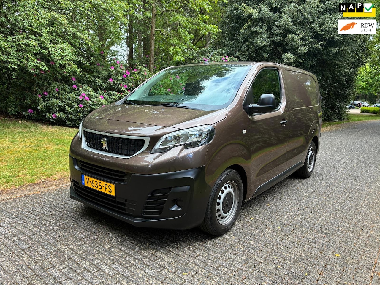 Peugeot Expert - 226C 1.6 BlueHDI 95 Pro Airco / 69045km Dealer onderhouden! - AutoWereld.nl
