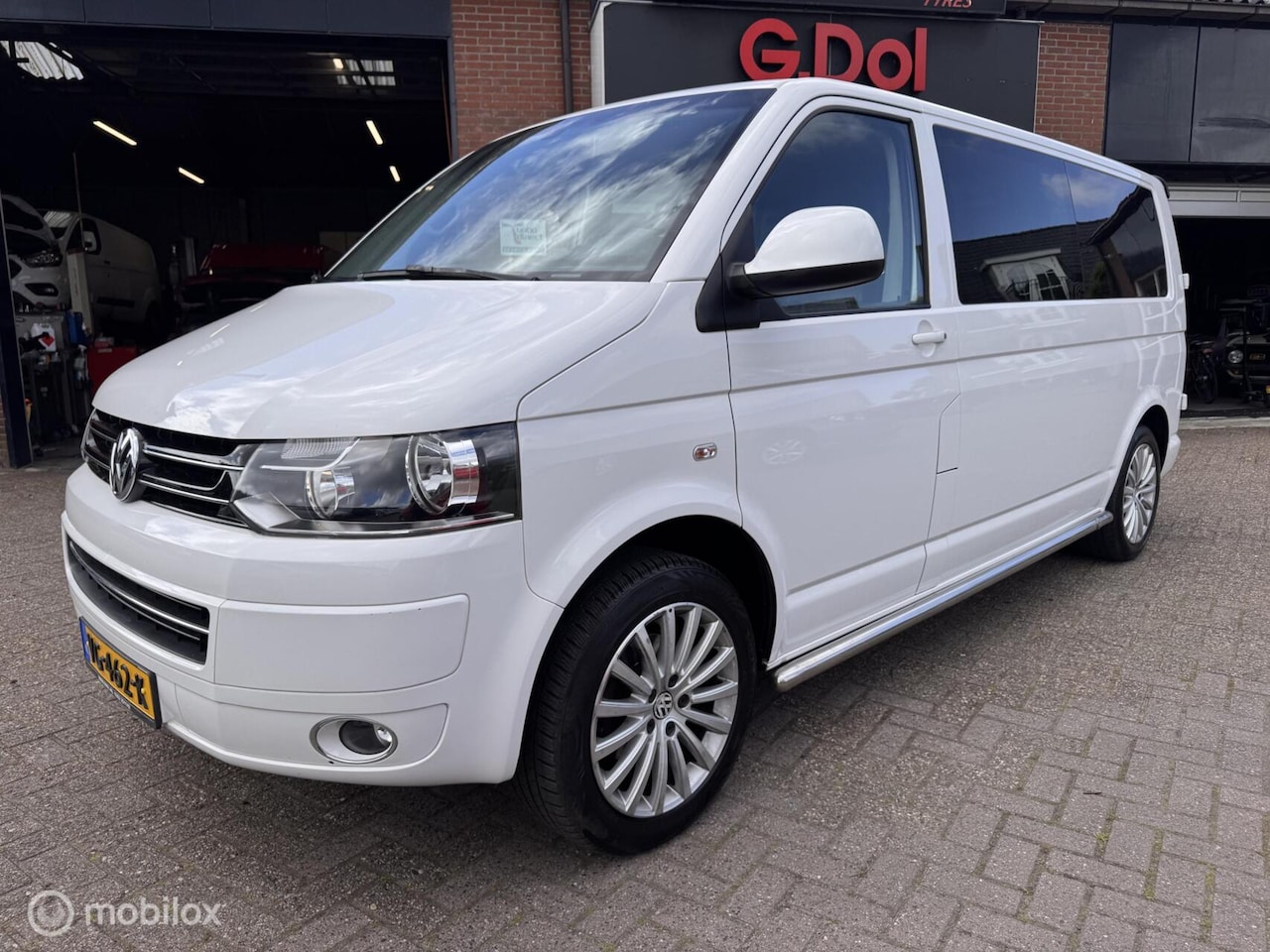 Volkswagen Transporter - 2.0 TDI BM L2H1 DC Budgetline 2.0 TDI BM L2H1 DC Budgetline - AutoWereld.nl