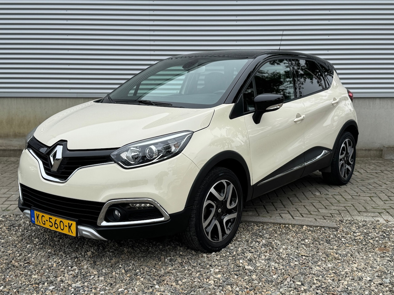 Renault Captur - 120pk automaat TCe Xmod [ full option, dealer oh, trekhaak ] - AutoWereld.nl