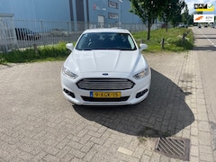 Ford Fusion - Autmaat Hybride