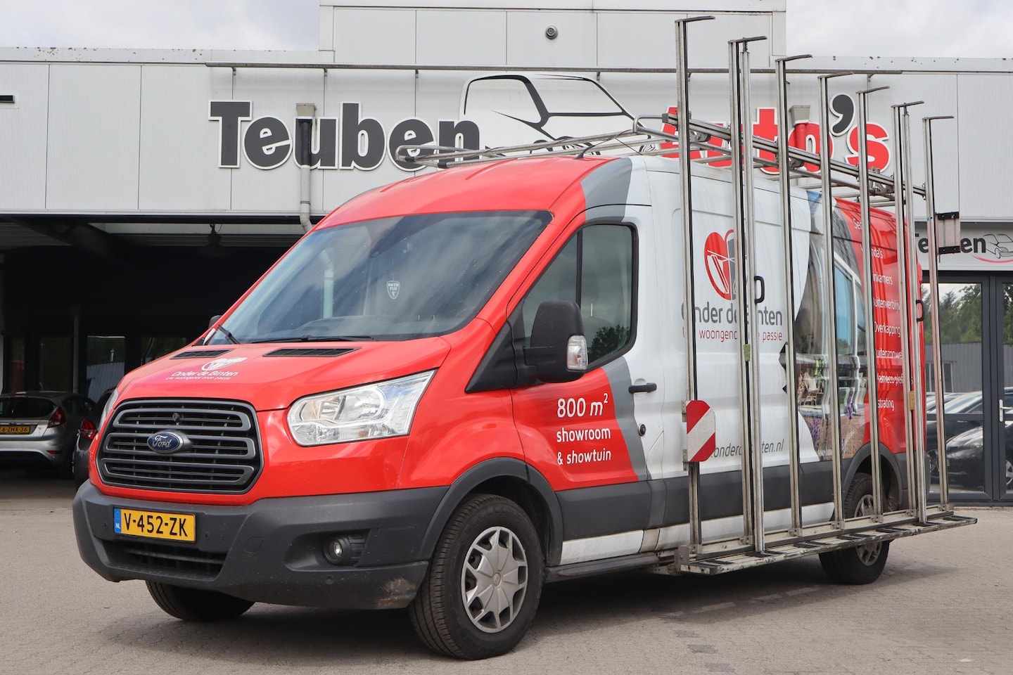 Ford Transit - 350 2.0 TDCI L3H2 Trend | Glaswagen | Navigatie | Pdc voor en achter - AutoWereld.nl