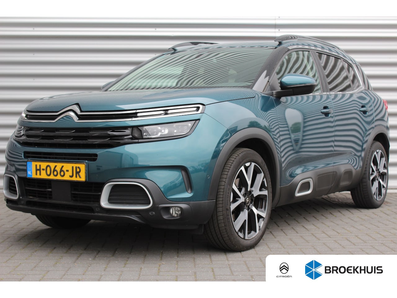 Citroën C5 Aircross - 1.6 PURETECH 180PK BUSINESS PLUS AUTOMAAT / NAVI / LEDER / CLIMA / FULL-LED / PDC / 19" LM - AutoWereld.nl