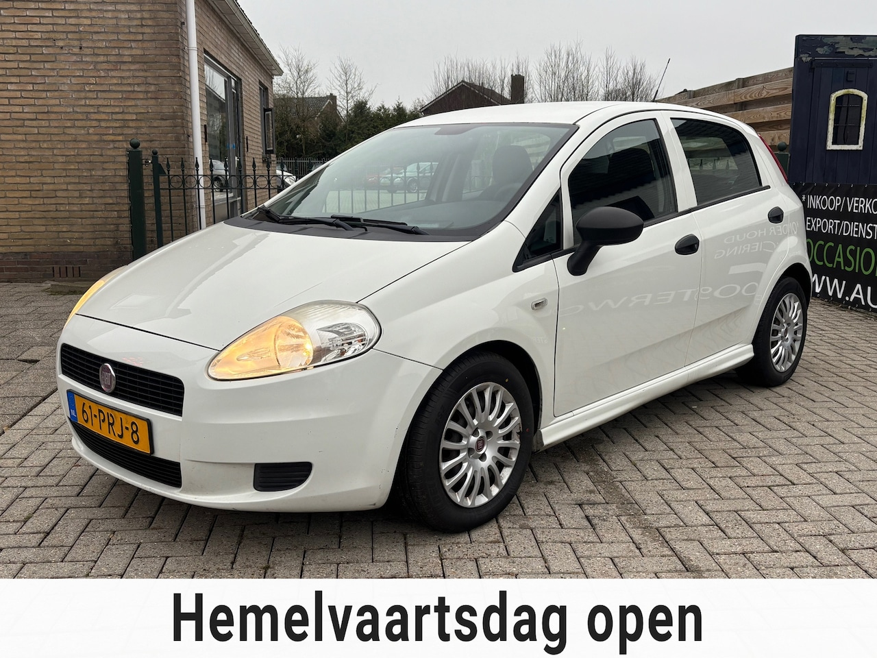 Fiat Grande Punto - 1.3 M-Jet Actual | 5drs | airco | lange apk keuring | rijdt top ! - AutoWereld.nl