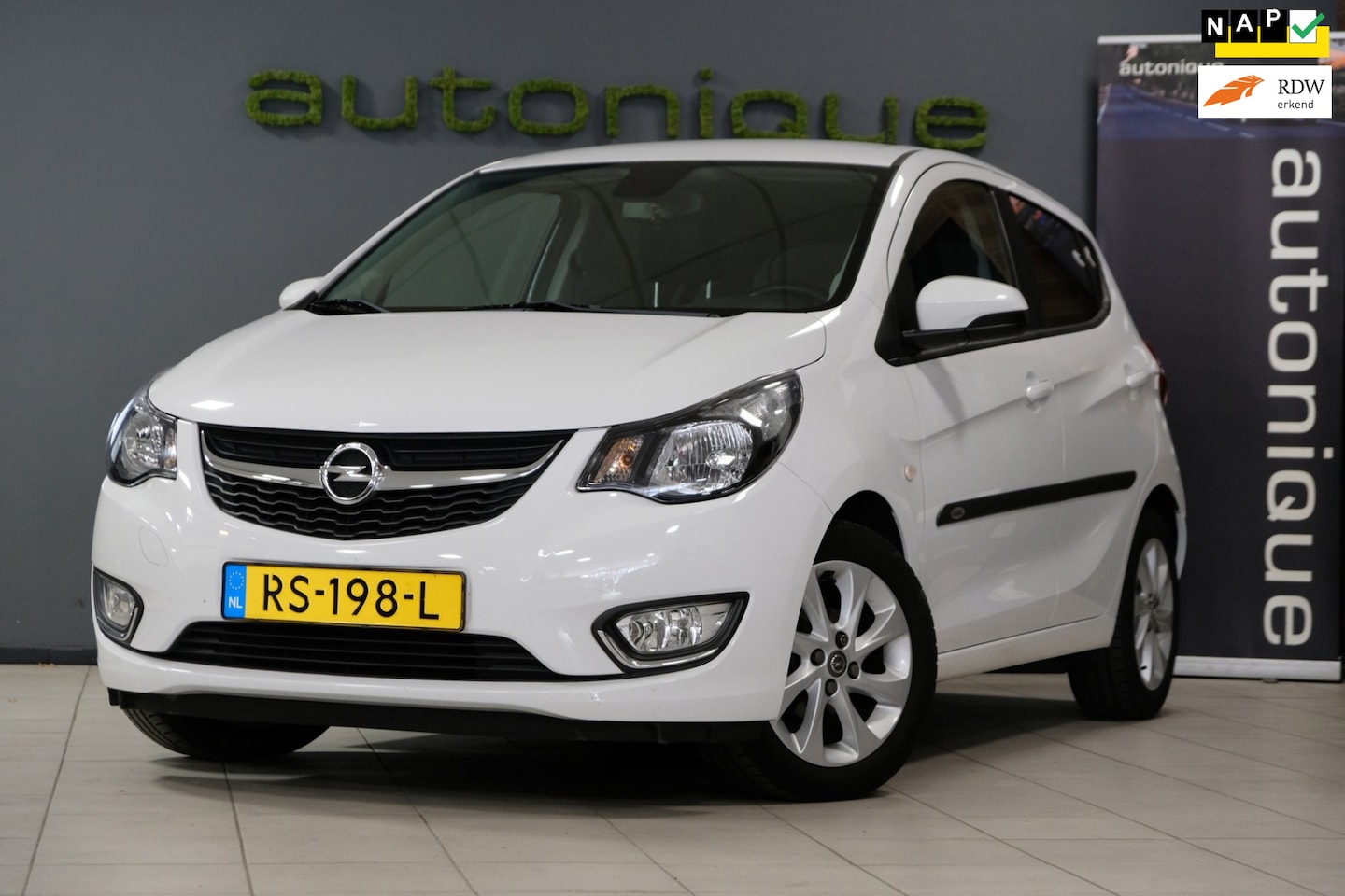 Opel Karl - 1.0 ecoFLEX Innovation automaat leder/navi/clima/cruise - AutoWereld.nl