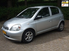 Toyota Yaris - 1.3-16V VVT-i YORIN airco 5 deurs 166 dkm NAP grijs