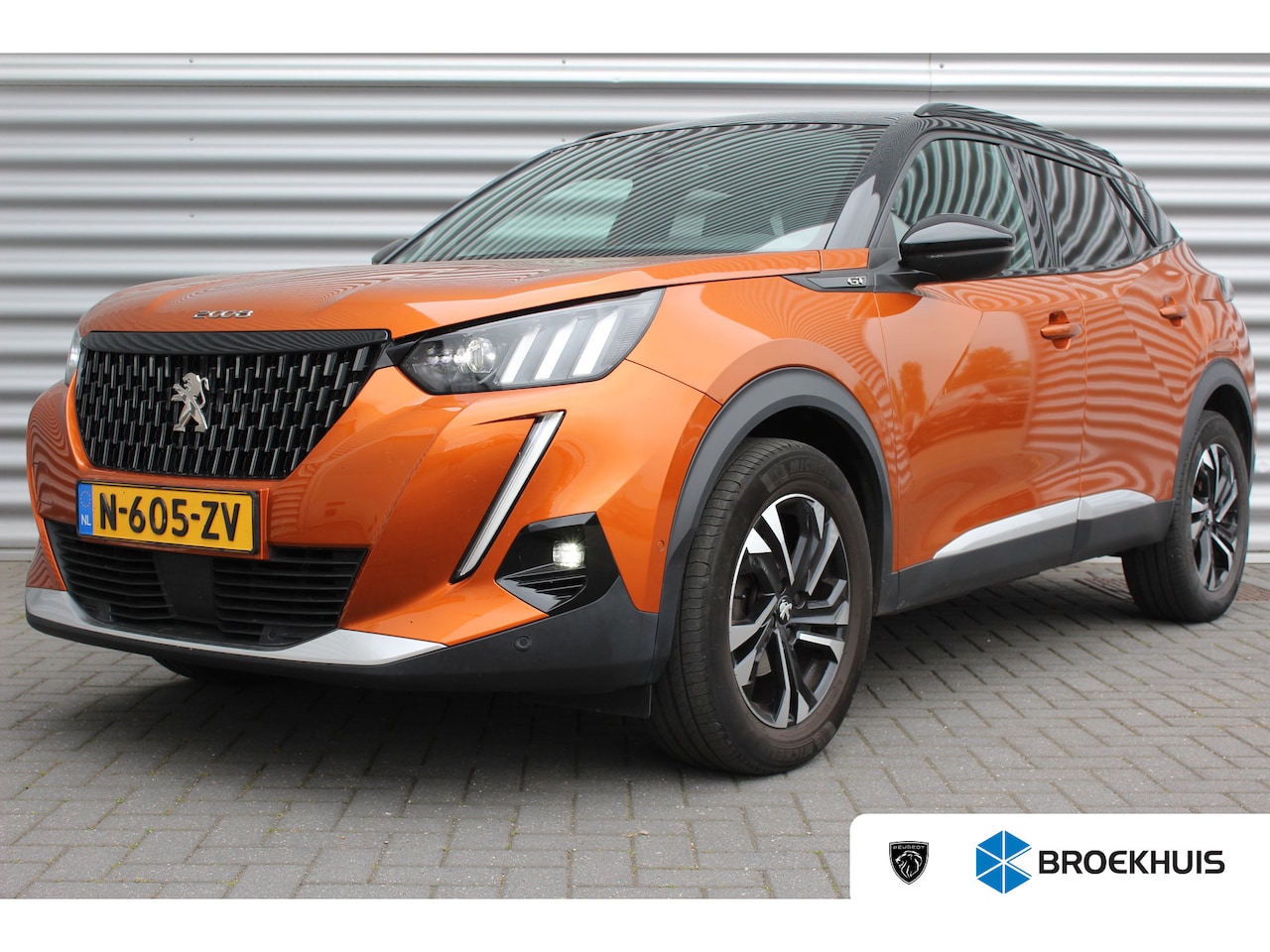 Peugeot 2008 - 1.2 PURETECH 130PK GT PACK AUTOMAAT / NAVI / LEDER / CLIMA / PDC / 17" LMV / CAMERA / AFN. - AutoWereld.nl