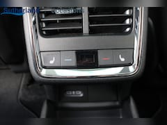 Skoda Enyaq iV - 60 Business Edition 29.500 km | Virtual Cockpit | Navigatie | Panorama-Dak |