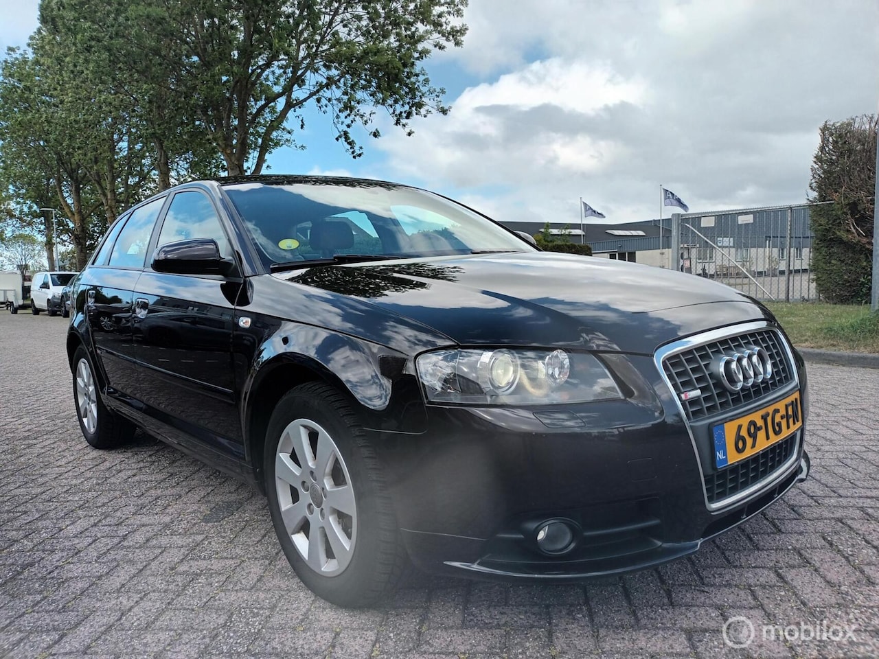 Audi A3 Sportback - 2.0 FSI Ambiente S Line Automaat - AutoWereld.nl