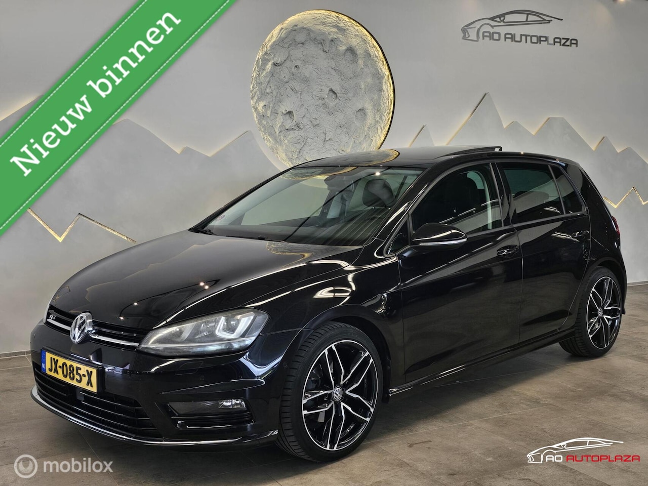 Volkswagen Golf - 1.4 TSI ACT R-line Panorama/Leder/Camera/ACC - AutoWereld.nl